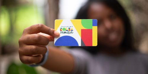 Caixa paga Bolsa Família a beneficiários com NIS final 2 nesta terça Imagem referente a Caixa paga Bolsa Família a beneficiários com NIS final 2 nesta terça