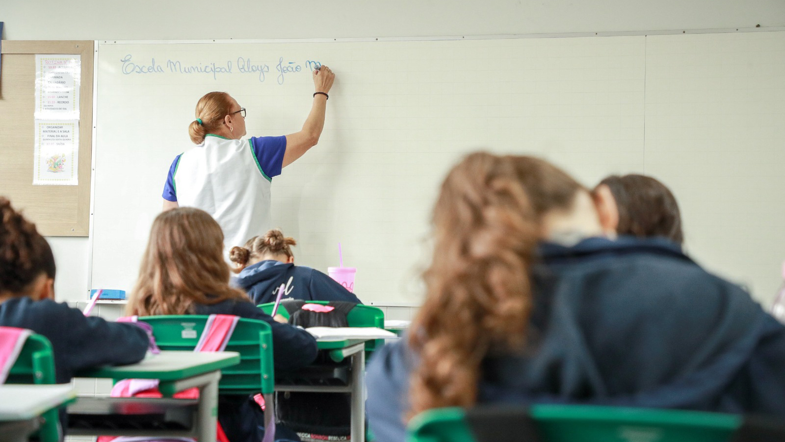 Prefeitura garante maior pacote de investimentos da história da educação de mais de R$ 100 milhões para obras