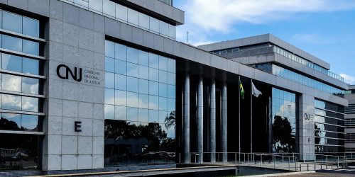 CNJ regulamenta pagamento de benefícios retroativos no Judiciário Imagem referente a CNJ regulamenta pagamento de benefícios retroativos no Judiciário