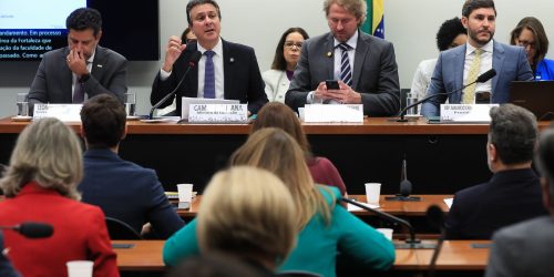 Camilo: novas regras para EAD protegem população e garantem qualidade Imagem referente a Camilo: novas regras para EAD protegem população e garantem qualidade