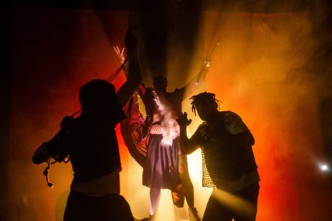 “Noget’s de Sobremesa” entra em cartaz no Miniauditório do Teatro Guaíra no final de semana Imagem referente a “Noget’s de Sobremesa” entra em cartaz no Miniauditório do Teatro Guaíra no final de semana