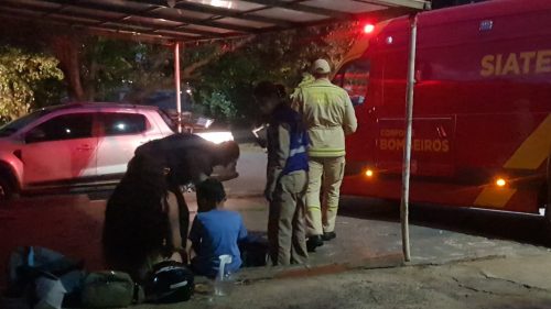 Criança fica ferida em acidente entre duas motos no Bairro Canadá