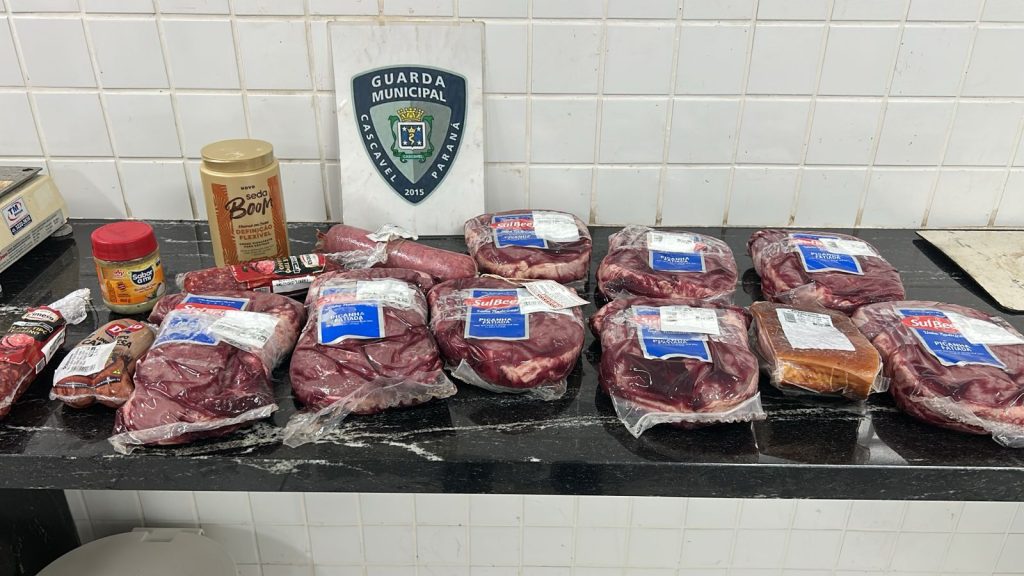 Churrasco cancelado! Ladrão é detido ao tentar furtar picanha e salame em Cascavel Churrasco cancelado! Ladrão é detido ao tentar furtar picanha e salame em Cascavel