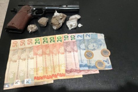 PCPR e PMPR prendem cinco pessoas durante uma ação integrada no Norte do Estado Imagem referente a PCPR e PMPR prendem cinco pessoas durante uma ação integrada no Norte do Estado