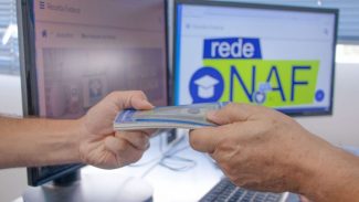 Últimos dias: universidades estaduais ajudam população com a declaração do IR