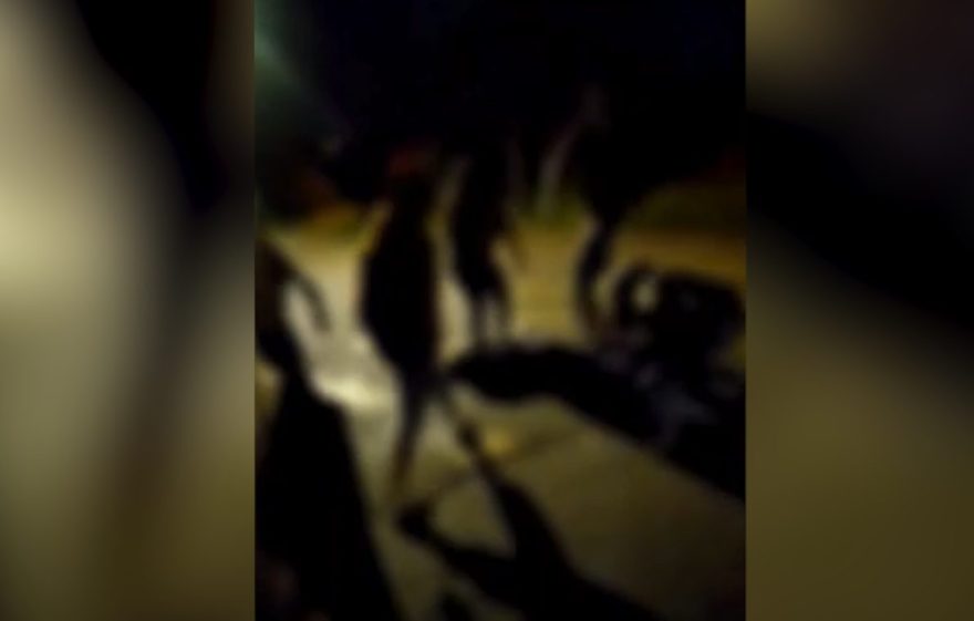 Jovem espancado na saída de bar morre no hospital e vídeo ajudará Polícia na investigação