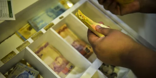 STF: maioria dá mais 2 anos para adesão a ação de perda inflacionária Imagem referente a STF: maioria dá mais 2 anos para adesão a ação de perda inflacionária