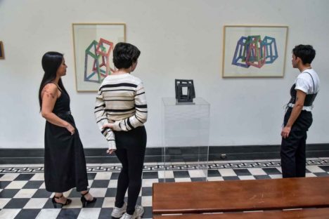 MAC Paraná promove atividade com artistas e curador da mostra “Somos Este Tipo de Gente” Imagem referente a MAC Paraná promove atividade com artistas e curador da mostra “Somos Este Tipo de Gente”