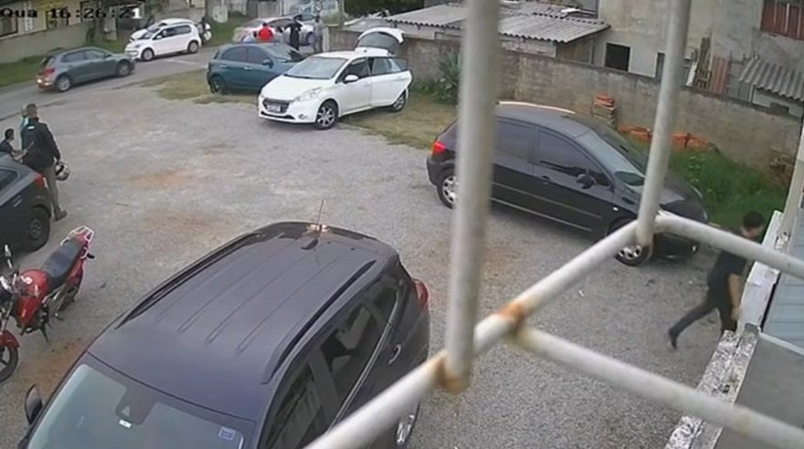Policiais Civis salvam bebê de 11 dias de asfixia em ação rápida; veja vídeo