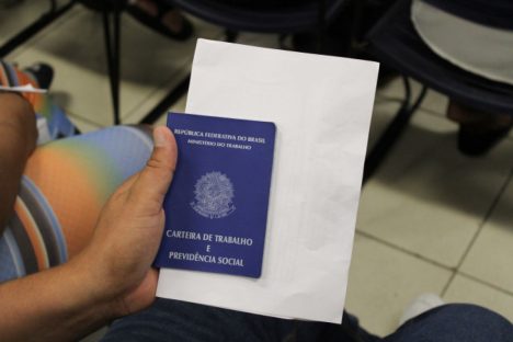 Mutirão Emprega Mais Cajuru ofertará mais de 3 mil vagas de trabalho em Curitiba Mutirão Emprega Mais Cajuru ofertará mais de 3 mil vagas de trabalho em Curitiba