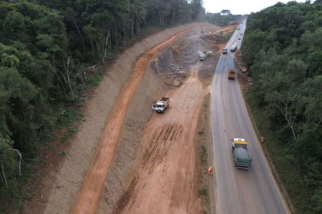Rodovia em Guarapuava será interditada para detonação de rochas na quarta-feira Rodovia em Guarapuava será interditada para detonação de rochas na quarta-feira