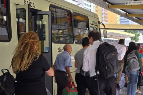 Usuários do transporte metropolitano podem comprar e utilizar passagens com o Google Wallet Imagem referente a Usuários do transporte metropolitano podem comprar e utilizar passagens com o Google Wallet