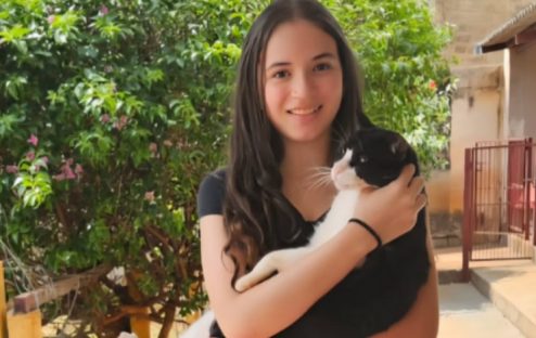 Adolescente confessa ter matado colega de sala por inveja Adolescente confessa ter matado colega de sala por inveja