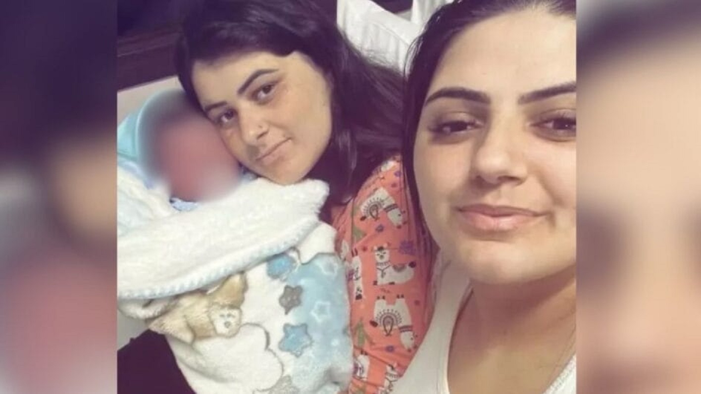 Bebê nasce em carro durante engarrafamento: tia faz o parto