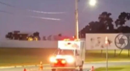 Motociclista morre após ser atropelado por caminhão em rotatória de Cianorte Motociclista morre após ser atropelado por caminhão em rotatória de Cianorte