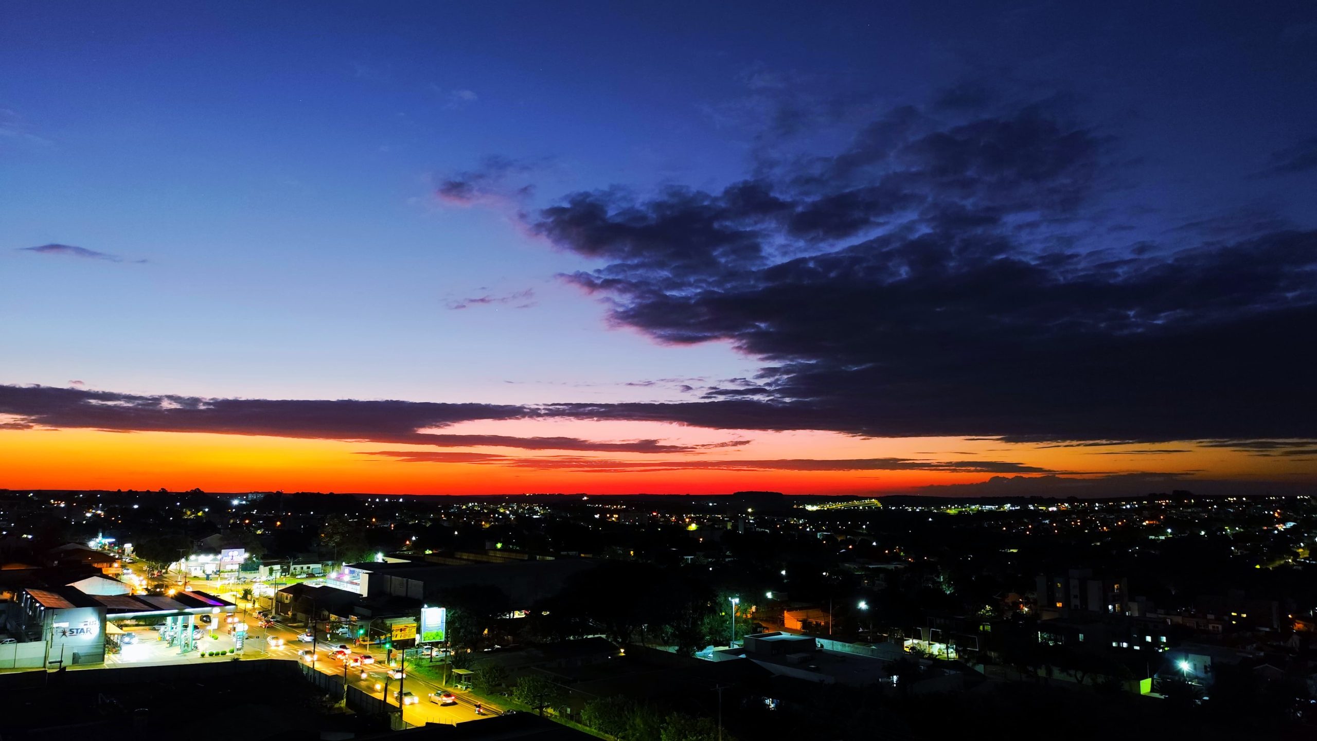 O sol voltou, mas Cascavel acordou no modo Frost Free da geladeira