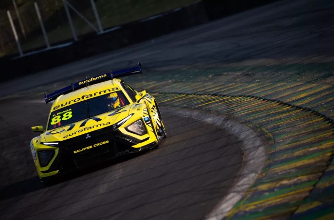 Felipe Fraga confirma boa fase e crava pole position da Stock Car em Cascavel