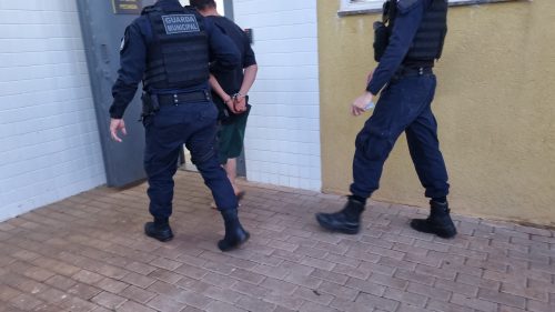 Após briga, homem ameaça colocar fogo na casa da companheira e é detido pela GM