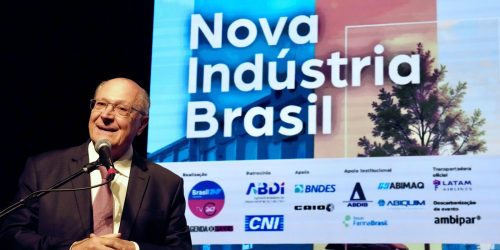 Alckmin diz que Haddad terá apoio integral do governo para meta fiscal Imagem referente a Alckmin diz que Haddad terá apoio integral do governo para meta fiscal