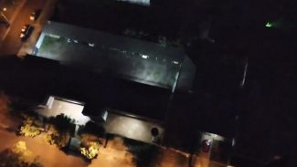 Imagens de drone revelam ação coordenada da Polícia Civil durante a Operação Pulseira de Aço em Cascavel