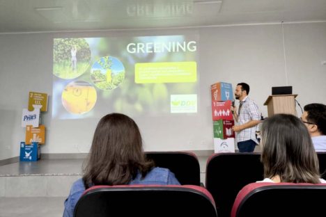 Fiscais catarinenses e gaúchos conhecem experiência do Paraná no combate ao greening