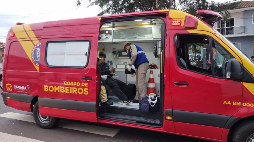 Motociclista se envolve em acidente com outros dois veículos no Bairro Pacaembu