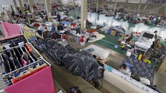 Oito em cada dez brasileiros já apoiaram vítimas de eventos climáticos