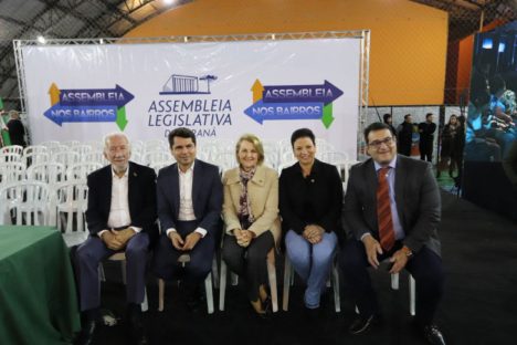 Demandas do cidadão e serviços: Piana participa da 1ª edição do Assembleia nos Bairros Imagem referente a Demandas do cidadão e serviços: Piana participa da 1ª edição do Assembleia nos Bairros