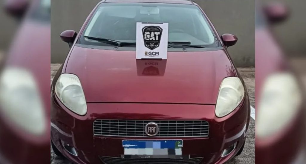 Guarda Municipal apreende carro “clonado” em Ponta Grossa