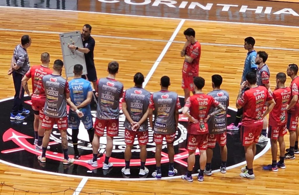 Cascavel Futsal treina em São Paulo de olho no confronto contra o Corinthians pela LNF