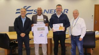 Sanepar recebe comenda do Instituto Afro-Indígena por ações de promoção da igualdade racial