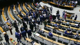 Congresso dá 10 dias para governo ter alternativa ao aumento do IOF