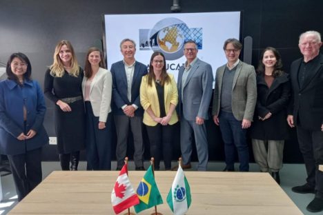 Paraná e consórcio de universidades do Canadá discutem parcerias em ciência Imagem referente a Paraná e consórcio de universidades do Canadá discutem parcerias em ciência