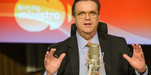 Governo fará busca ativa para alcançar vítimas de fraude no INSS Imagem referente a Governo fará busca ativa para alcançar vítimas de fraude no INSS