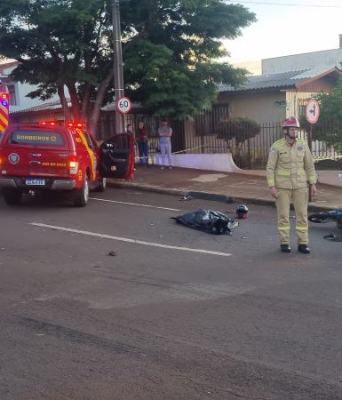 Imagem referente a Acidente fatal: Batida entre caminhonete e moto resulta em morte no Centro de Cascavel