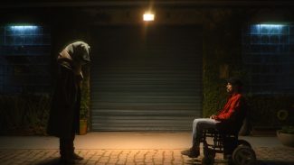 Cartunista trata em filme com humor experiência da esclerose múltipla