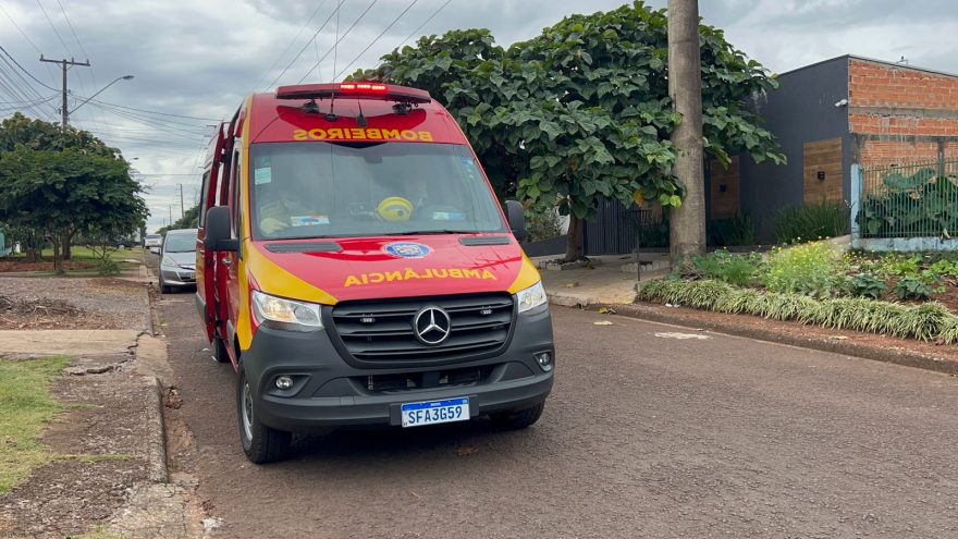 Com luxação no fêmur, mulher é socorrida em residência no Santa Felicidade