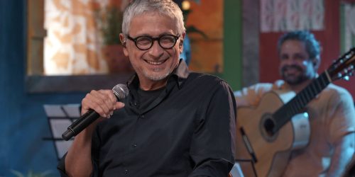 Zé Renato canta Zé Keti no programa Samba na Gamboa Imagem referente a Zé Renato canta Zé Keti no programa Samba na Gamboa