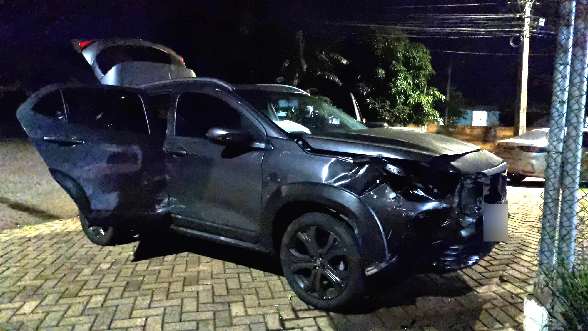 Acidente na Avenida Comil deixa Fiat Pulse danificado Acidente na Avenida Comil deixa Fiat Pulse danificado