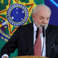 Lula reafirma que guerra em Gaza é genocídio e que judeus são contra Imagem referente a Lula reafirma que guerra em Gaza é genocídio e que judeus são contra