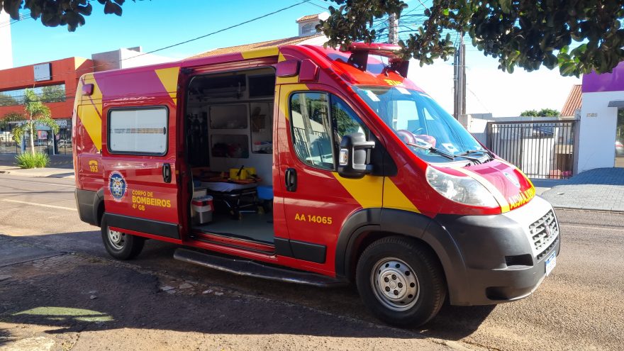 Idoso é socorrido pelo Siate após cair no banheiro