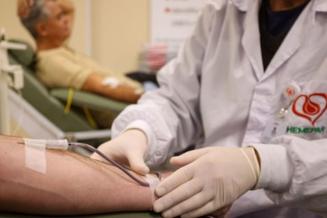 “Doe sangue, doe vida”: campanha Junho Vermelho incentiva doações no Paraná Imagem referente a “Doe sangue, doe vida”: campanha Junho Vermelho incentiva doações no Paraná