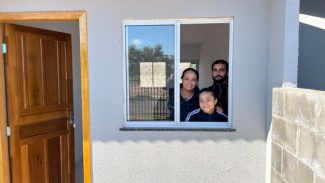 Em Paranavaí, 31 famílias recebem a casa própria com apoio do Casa Fácil Paraná