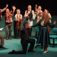 Imagem referente a Estreia de espetáculo do G2 Cia. de Dança lota teatro e emociona o público