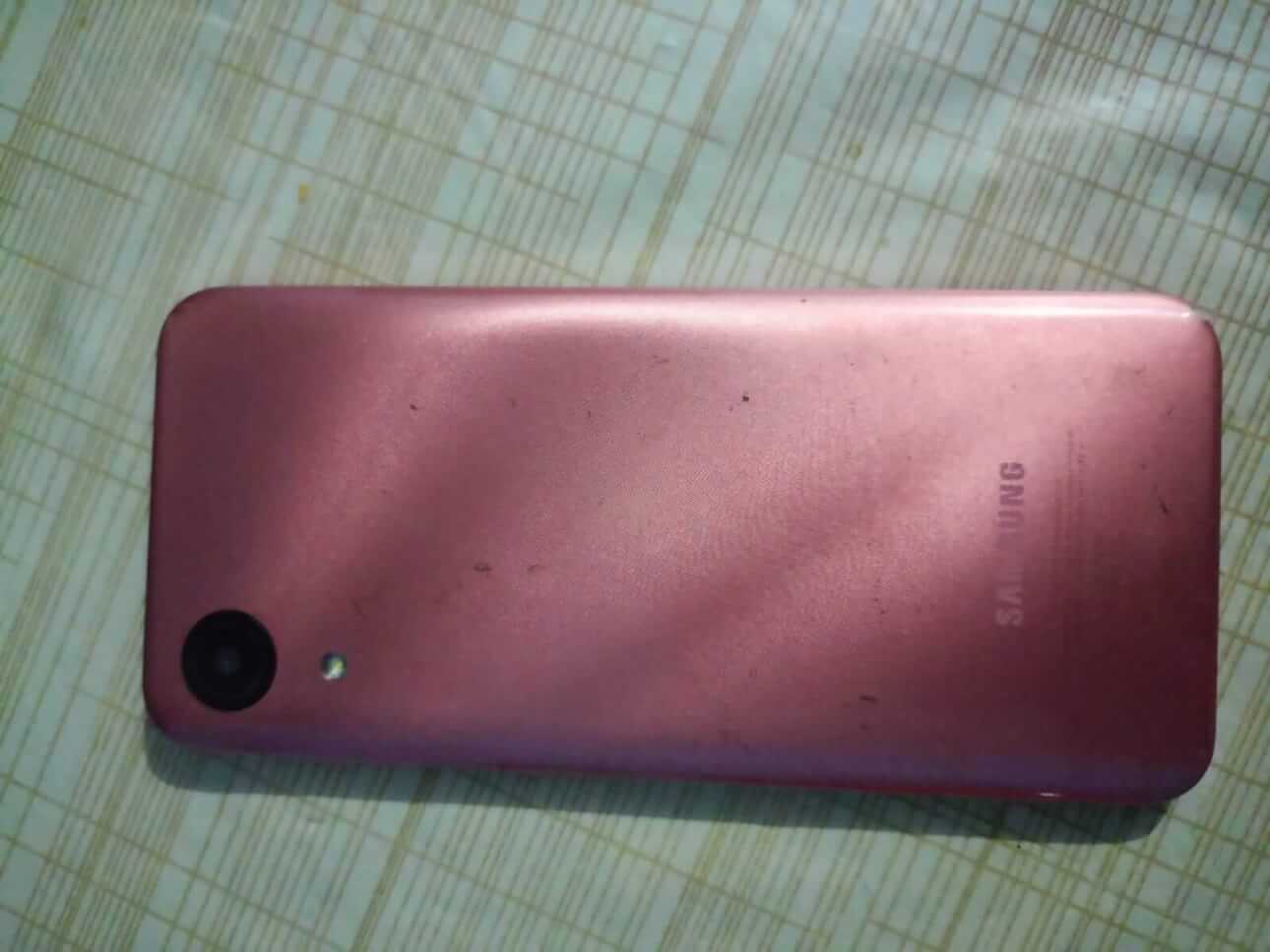 Foi achado celular da marca Samsung no bairro 4 Estações Foi achado celular da marca Samsung no bairro 4 Estações