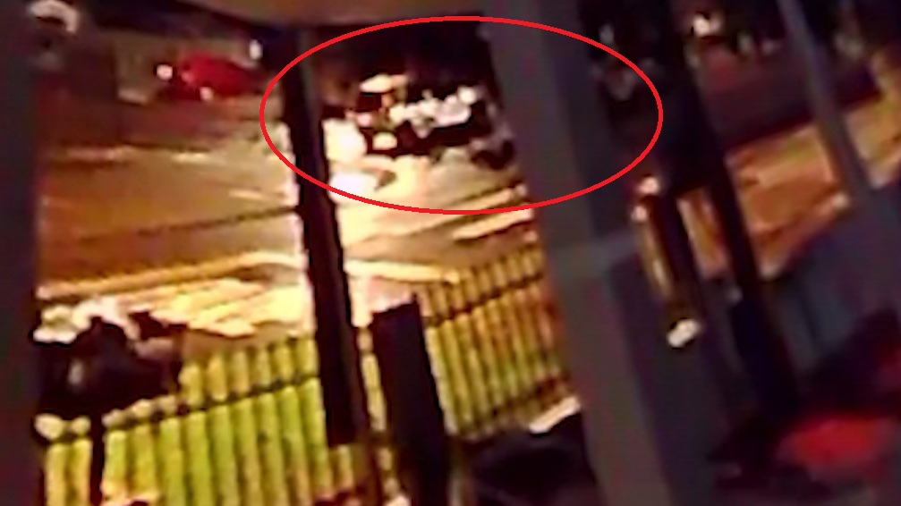 Colisão entre dois carros no Bairro Periolo é flagrada por câmera; veja o vídeo