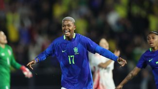 Jhonson decide e Brasil volta a derrotar Japão em amistoso