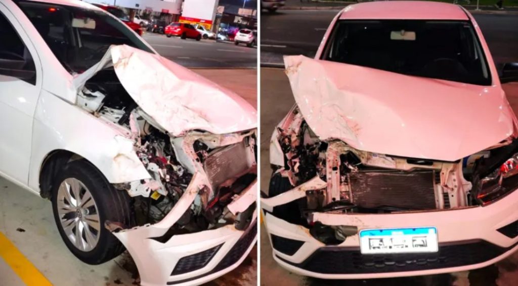 Carros se envolvem em forte batida e jovens são atropelados na faixa de pedestres em Ponta Grossa