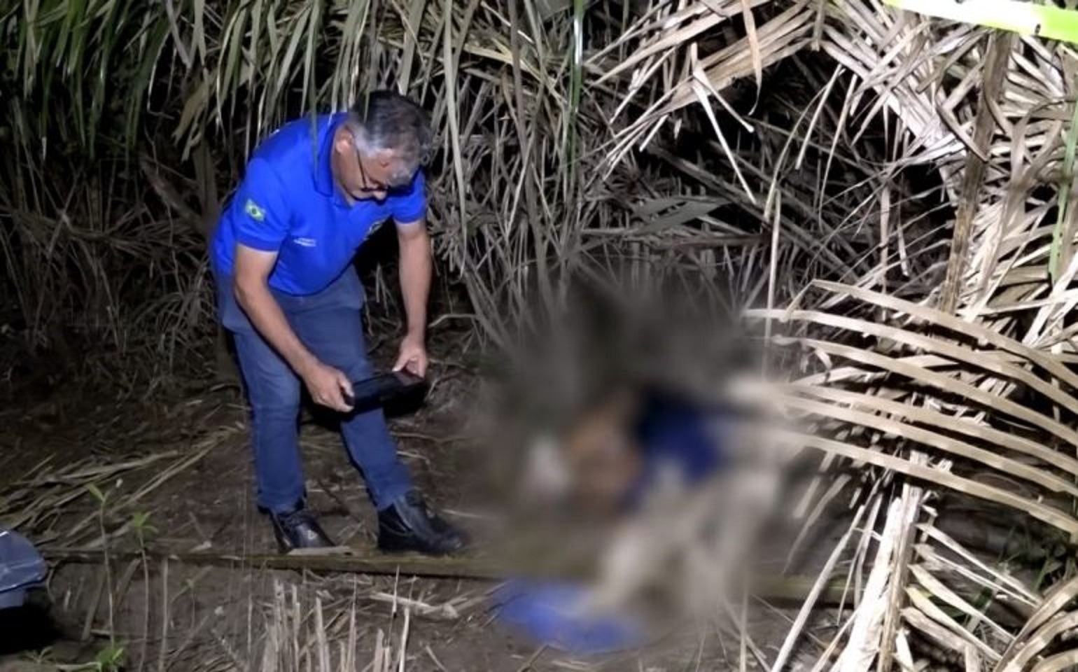 Pai é morto e filha baleada escapa para denunciar crime Pai é morto e filha baleada escapa para denunciar crime