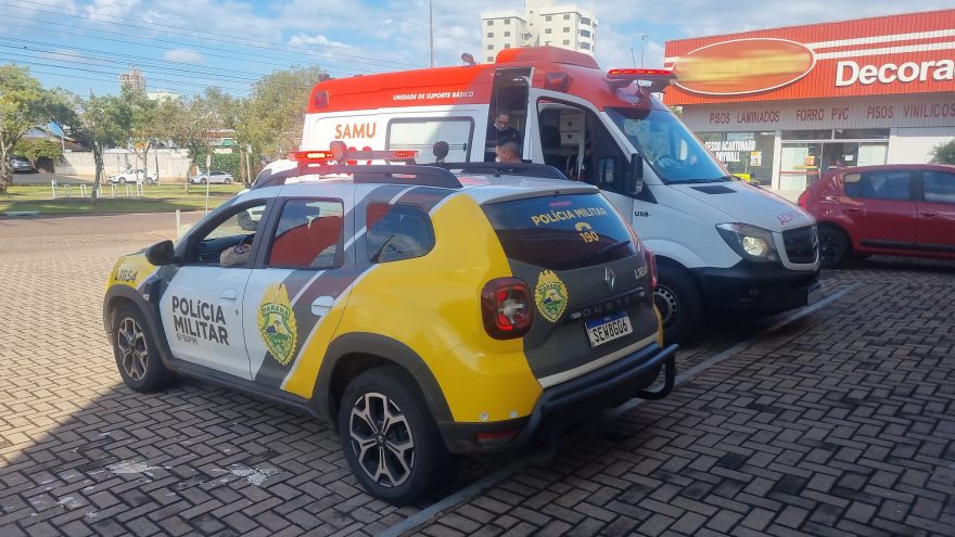 Usuário de drogas se tranca em banheiro de comércio e mobiliza PM e SAMU em Cascavel